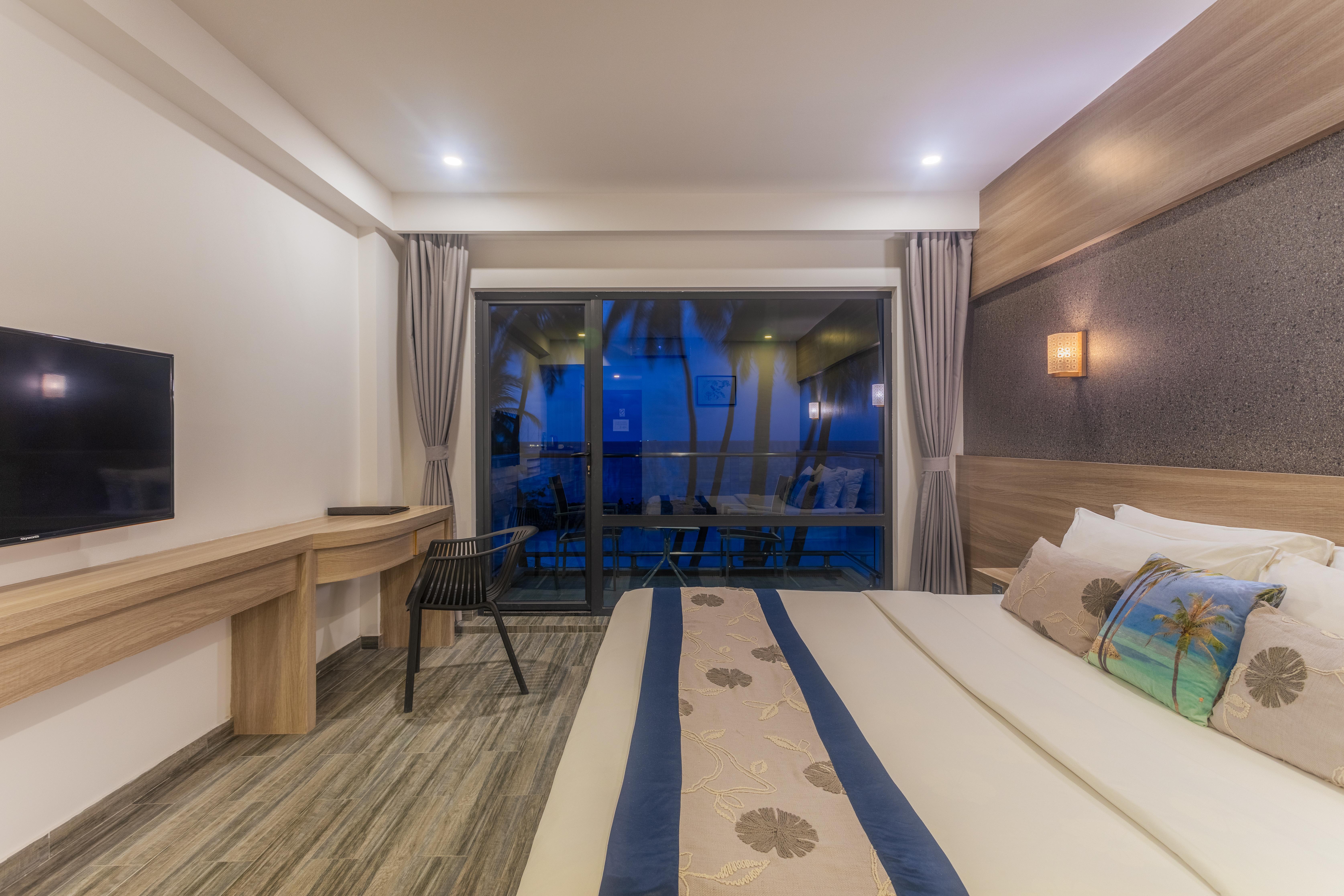 Hotel Kaani Grand Seaview