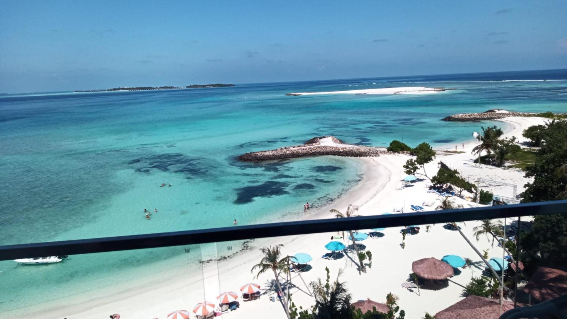 Kaani Grand Seaview 4*